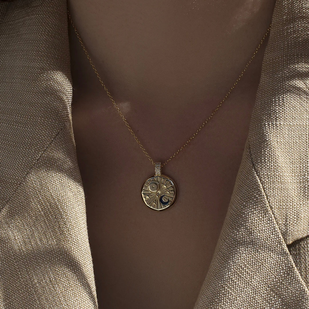 Lineargent collana medaglia design universo con dettaglio zirconi