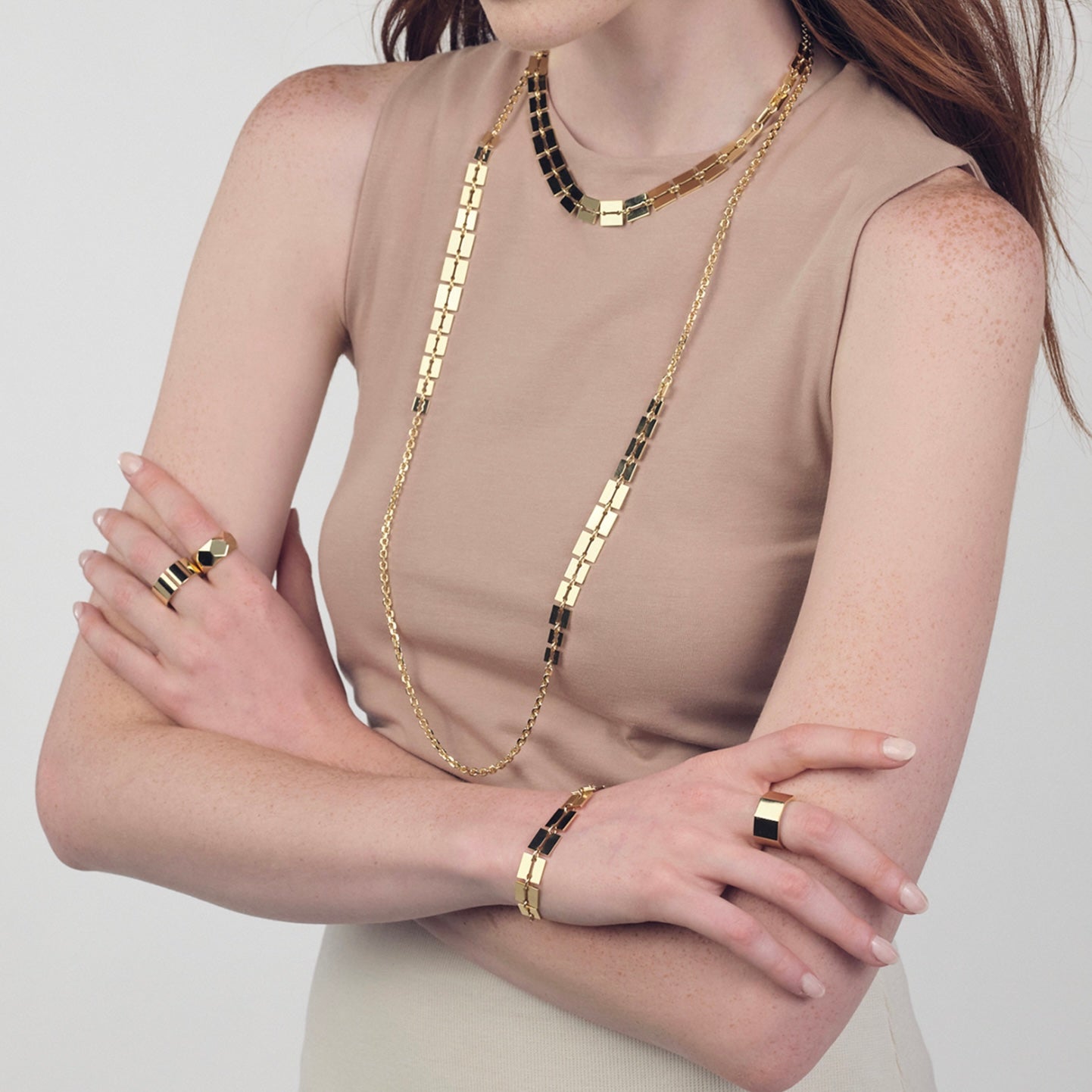 Collana lunga dorata Lux