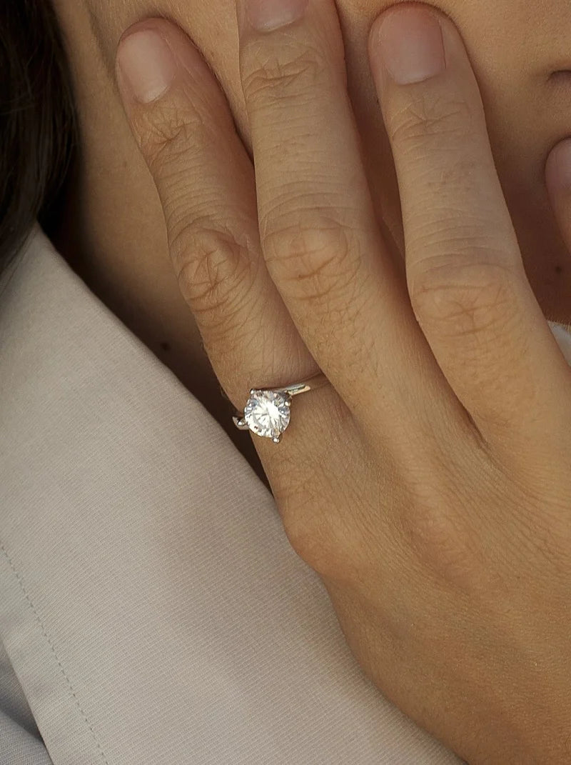 Lineargent Anello solitario con zircone