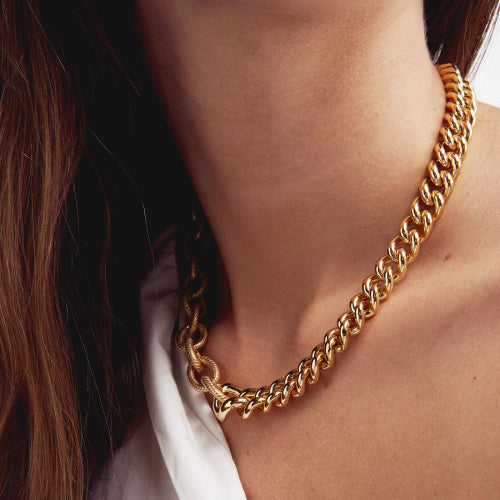 Unoaerre Collana in bronzo dorato