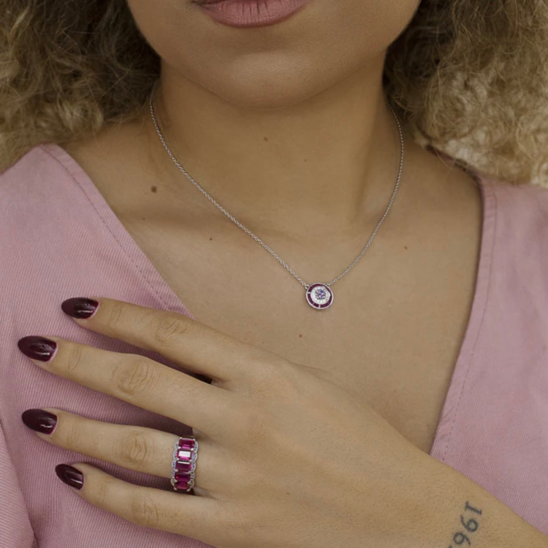 Lineargent collana con pietre disegno circolare tono fucsia
