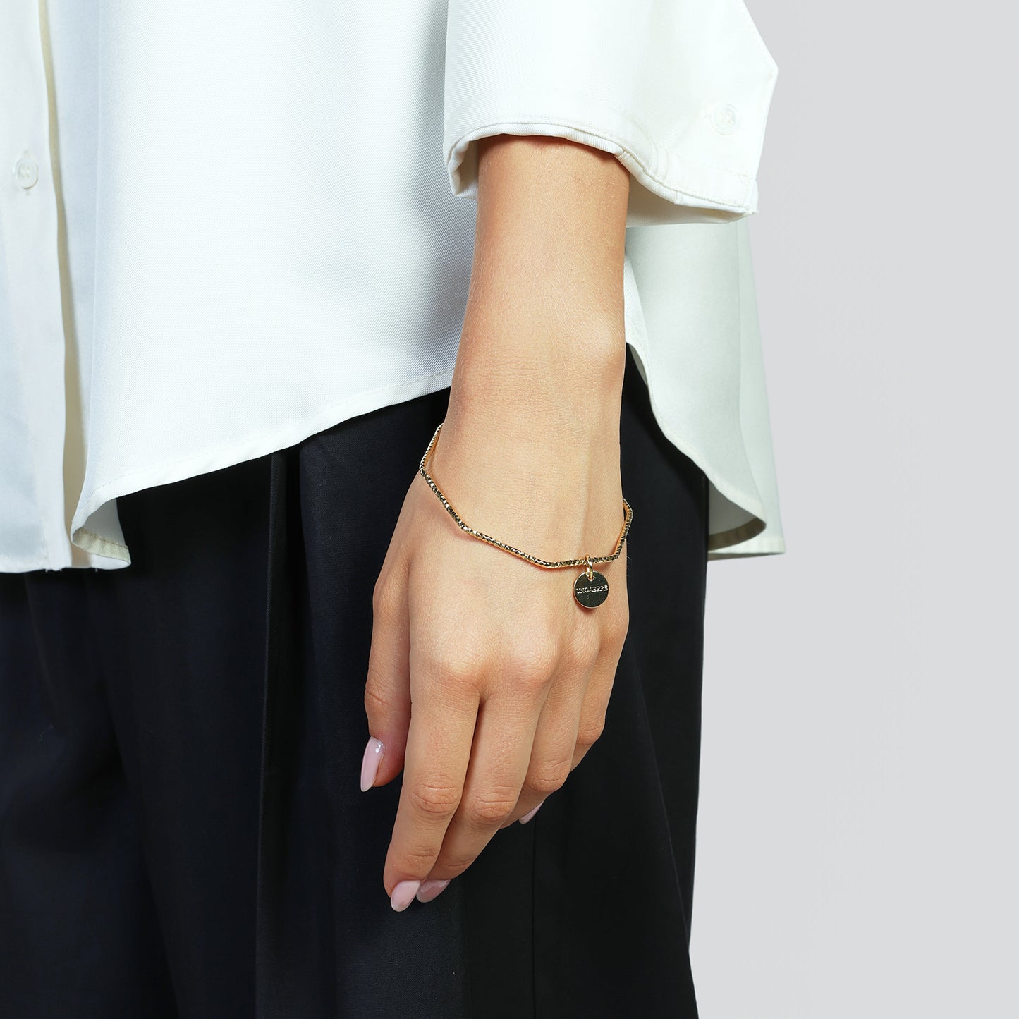 Unoaerre bracciale rigido dorato diamantato