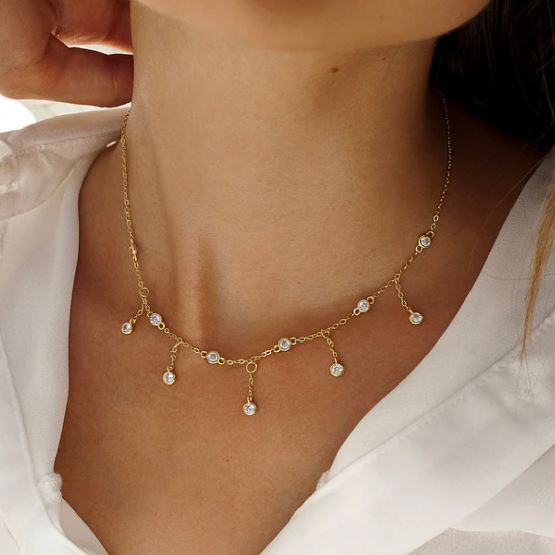 Lineargent collana con ciondolo in argento con motivo a cascata di zirconi placcati in oro