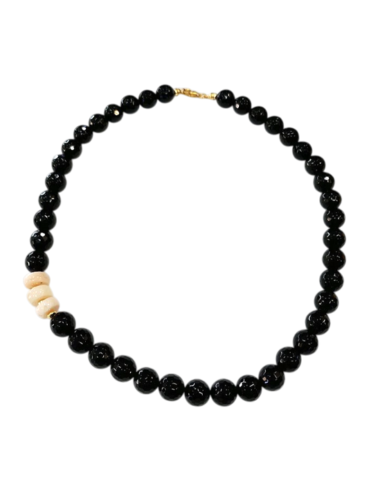 Collana in Onice Faccettata con Rondelle di Corallo Rosa Giappone – Argento 925 Dorato (45 cm)