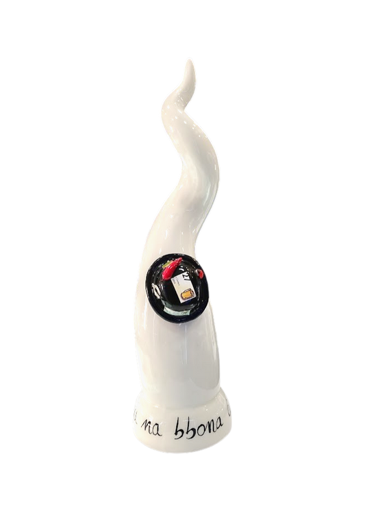 Corno in Ceramica Bianca – Modellato a Mano | 39 cm | “Cu na bbona ciorta”