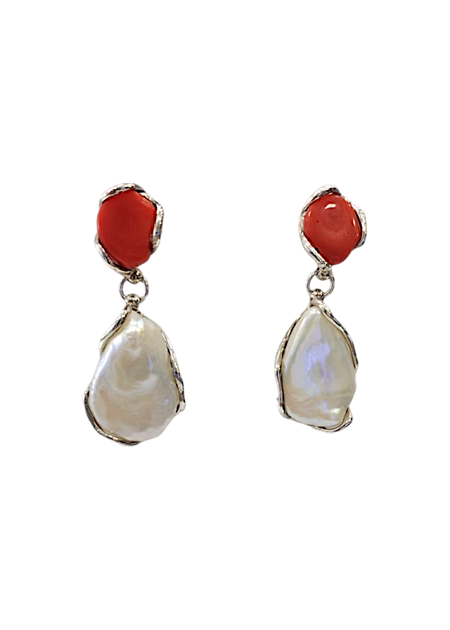 Orecchino in Corallo Mediterraneo Sassi, Perle Barocche e Argento 925 in cera persa