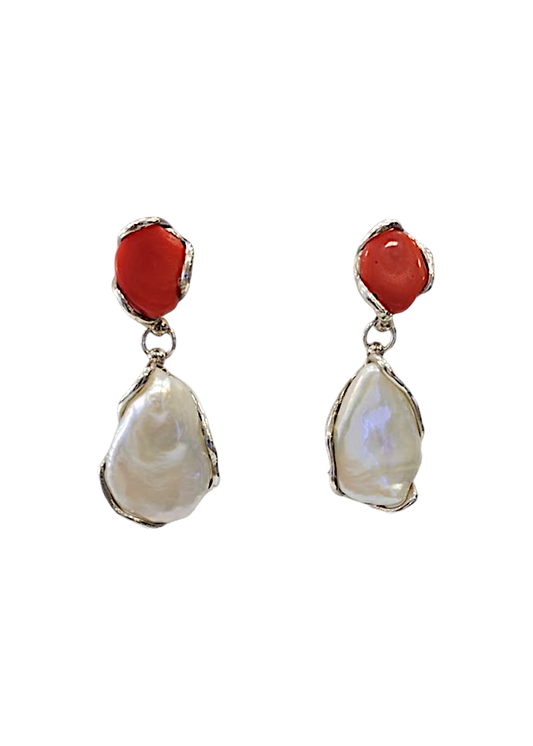 Orecchino in Corallo Mediterraneo Sassi, Perle Barocche e Argento 925 in cera persa