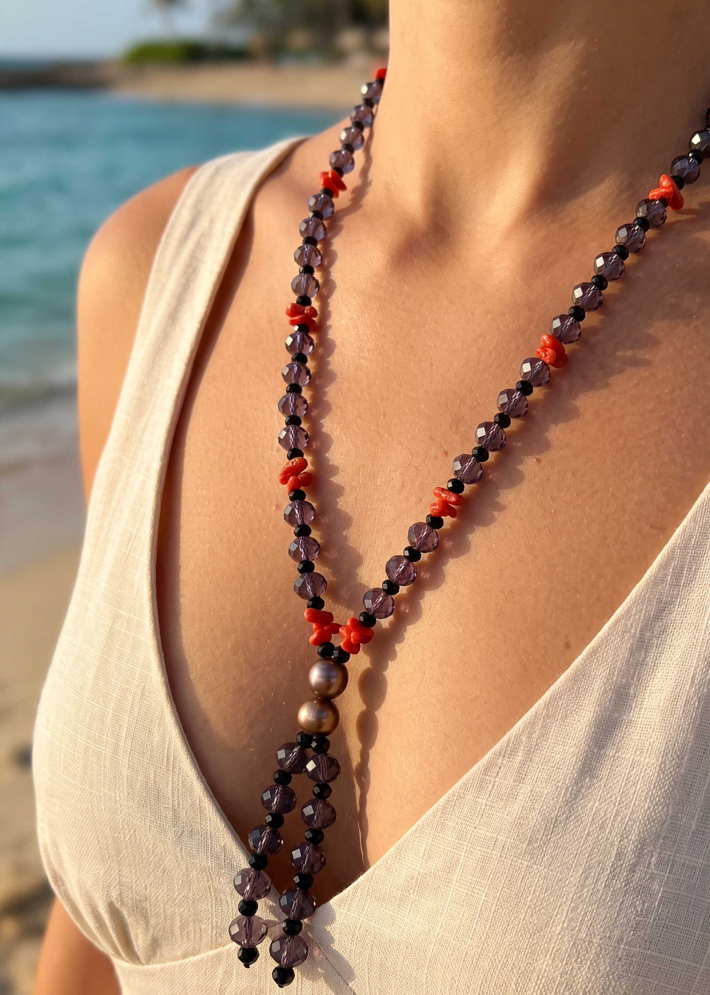 Collana 60 cm – Perle Naturali di Acqua Dolce, Ametista Faccettata, Corallo Mediterraneo Spezzato e Onice Faccettata