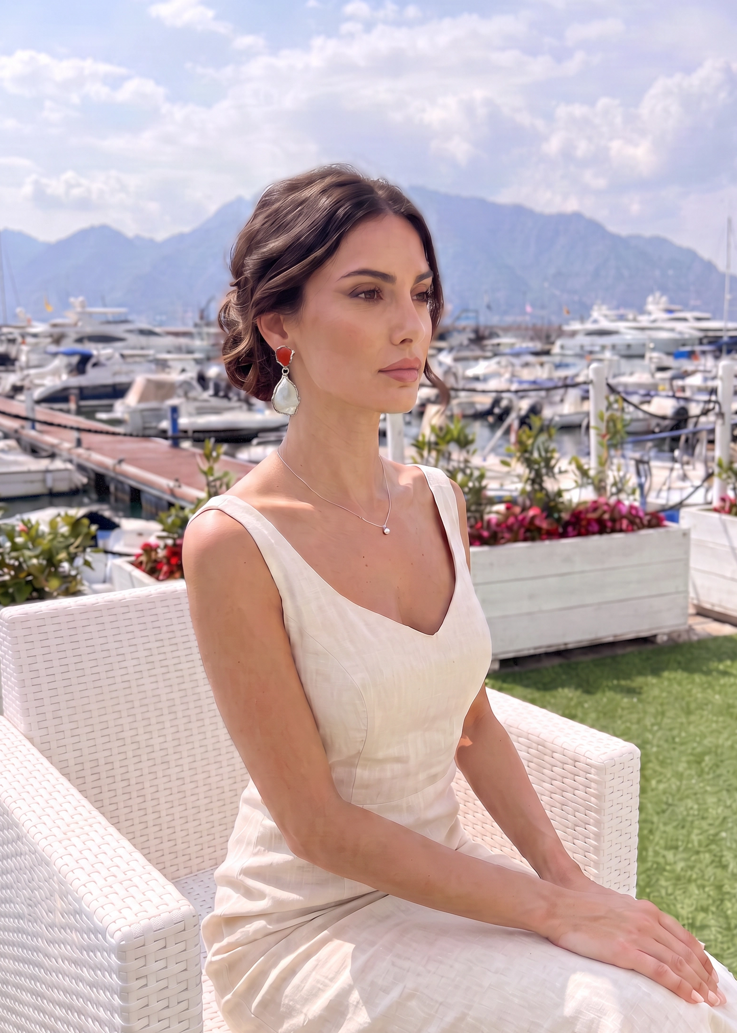 Orecchino in Corallo Mediterraneo Sassi, Perle Barocche e Argento 925 in cera persa
