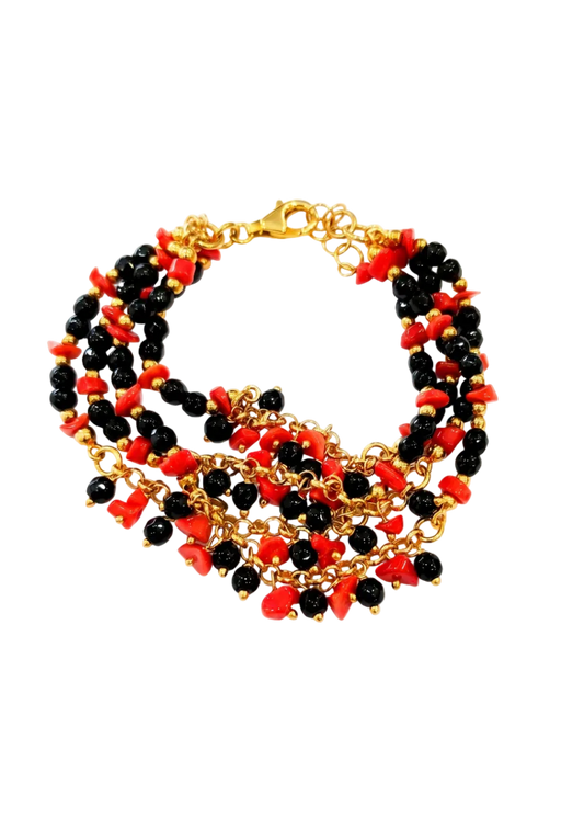 Bracciale a 4 Fili in Corallo Mediterraneo Spezzato e Onice – Argento 925 Dorato