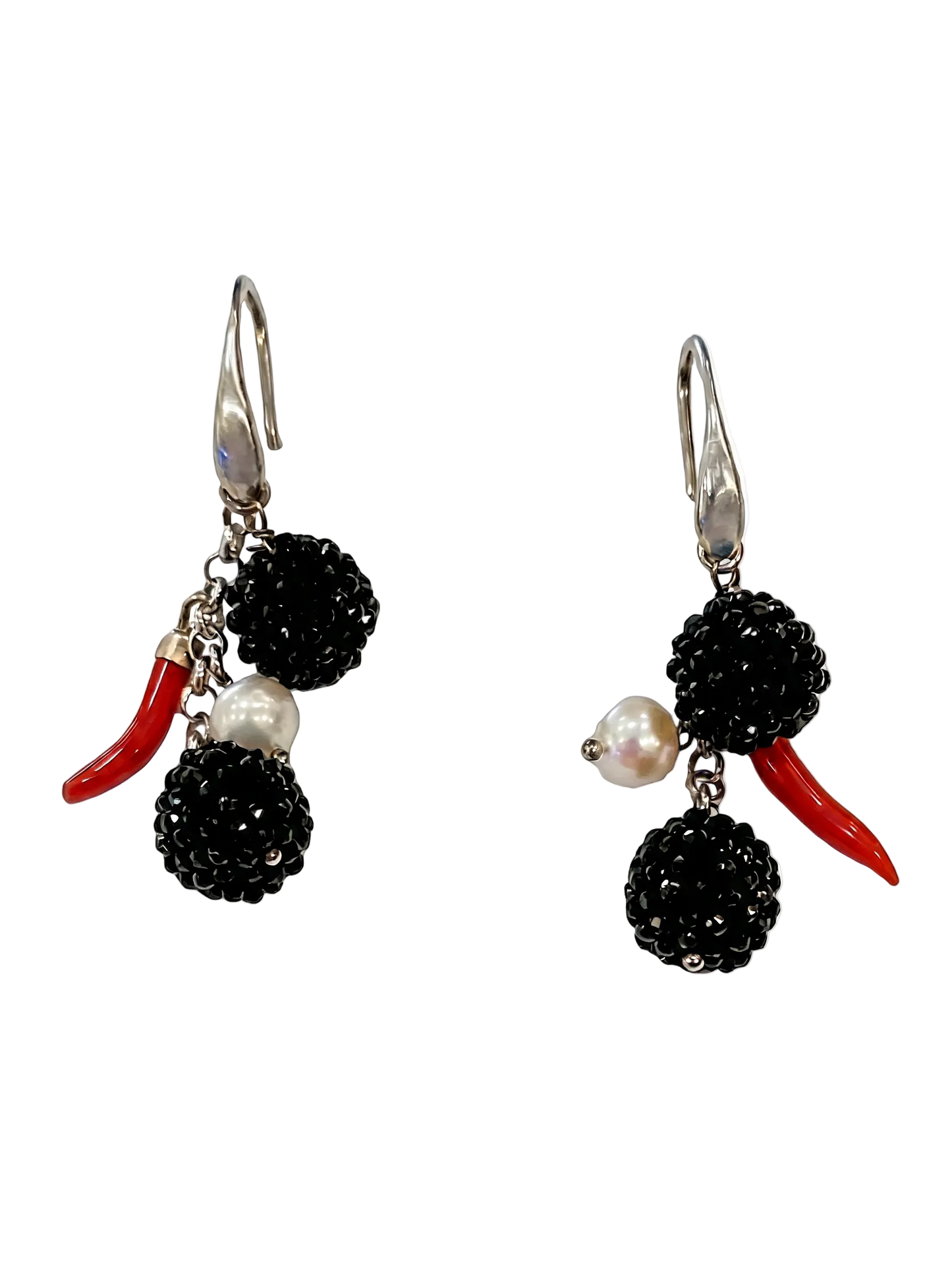Orecchini Lucky Stone – Onice Tessito, Corallo Mediterraneo e Perla Coltivata – Argento 925