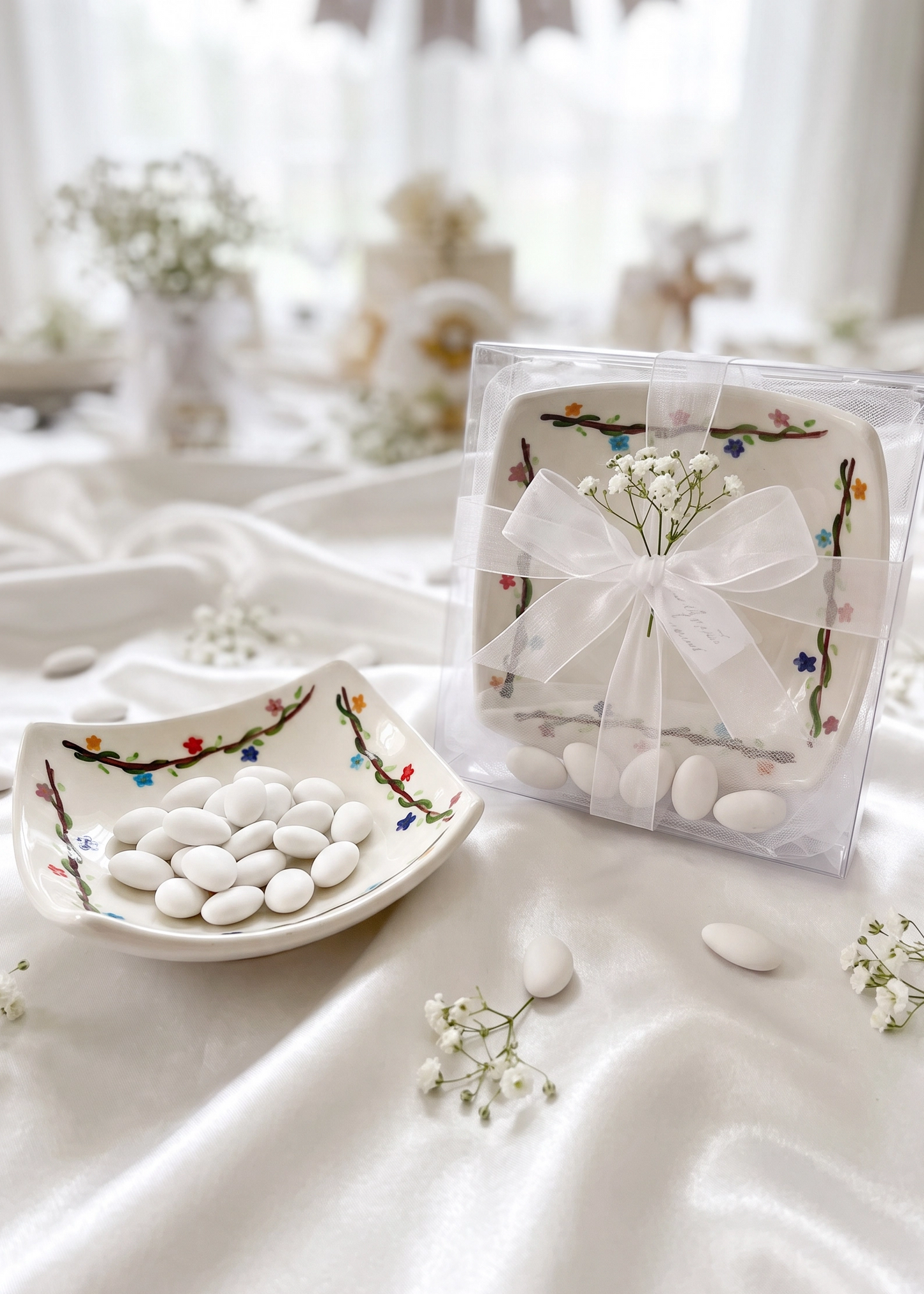 Piattino in Ceramica Quadrato 11x11 cm – Versatilità, Stile e Tradizione Artigianale
